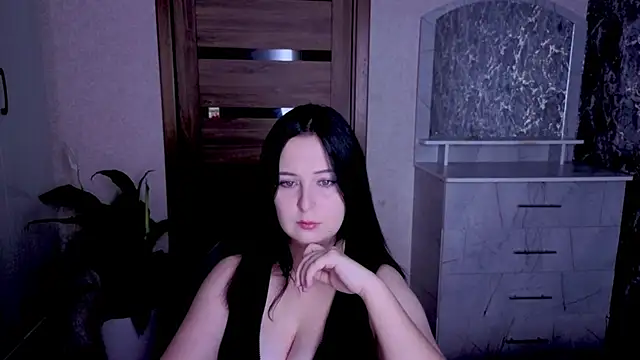 Kristy-Max online show from July 15, 8:47 pm