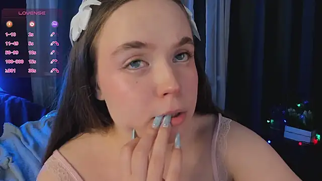 SunnyRisha online show from February 8, 7:49 pm