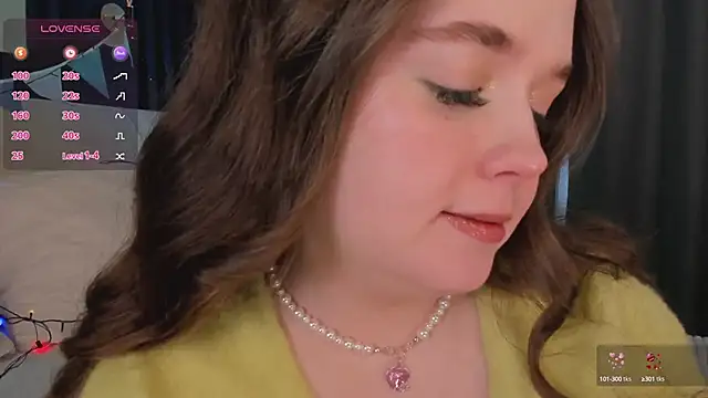 SunnyRisha online show from March 17, 5:56 am