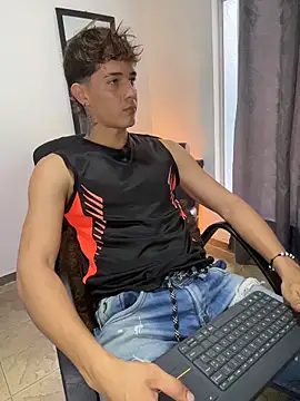 cristofer 988 online show from March 18, 8:34 pm