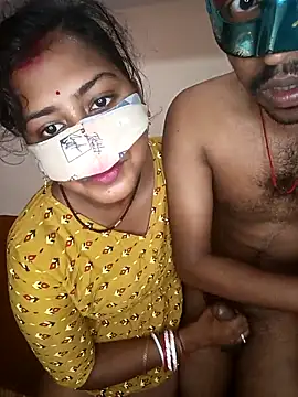 juhi06 online show from April 13, 2:17 am