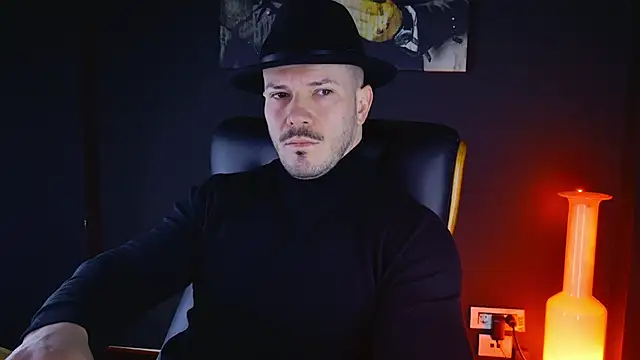 AngeloEric online show from January 13, 5:12 am