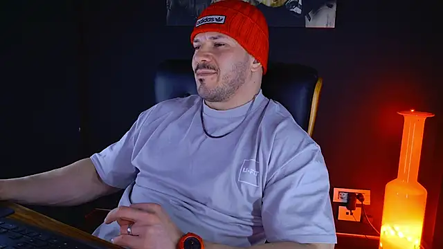 AngeloEric online show from February 9, 3:56 pm