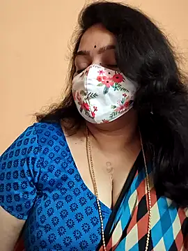 neelu-hoty online show from January 30, 1:00 am