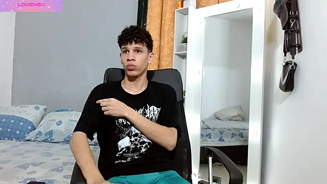 jeff ross online show from December 19, 5:40 pm