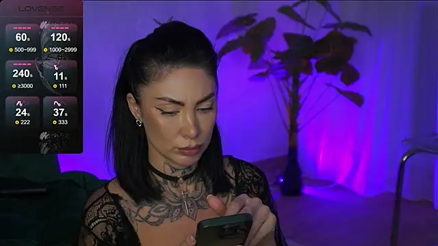 angelinaRae online show from December 11, 5:04 pm