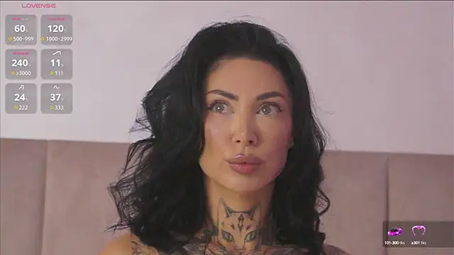 angelinaRae online show from October 19, 4:18 pm