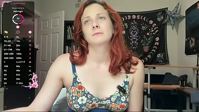 Aria Fields online show from May 25, 3:29 pm