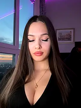 EricaWalls online show from November 29, 2:09 pm