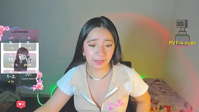 litle mily  online show from December 16, 1:54 am