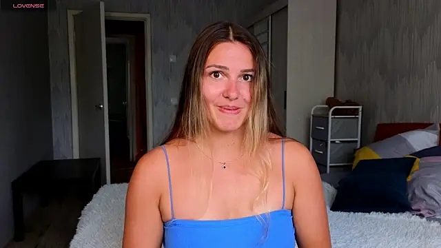 sophia euphoriaa online show from July 8, 9:36 am