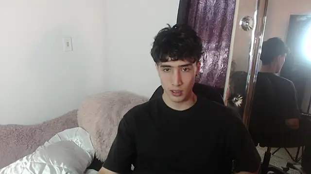 Snapshot of gojo_satoru_18 chatting on February 26, 3:52 pm gojo satoru 18 online show from February 26, 3:52 pm