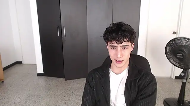 Snapshot of gojo_satoru_18 chatting on March 6, 6:16 pm gojo satoru 18 online show from March 6, 6:16 pm