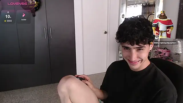 Snapshot of gojo_satoru_18 chatting on March 10, 2:48 pm gojo satoru 18 online show from March 10, 2:48 pm