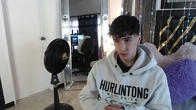 Snapshot of gojo_satoru_18 chatting on March 22, 11:42 am gojo satoru 18 online show from March 22, 11:42 am