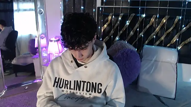 Snapshot of gojo_satoru_18 chatting on September 16, 11:55 am gojo satoru 18 online show from September 16, 11:55 am