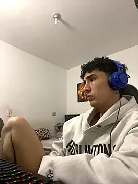 Snapshot of gojo_satoru_18 chatting on October 3, 2:47 pm gojo satoru 18 online show from October 3, 2:47 pm