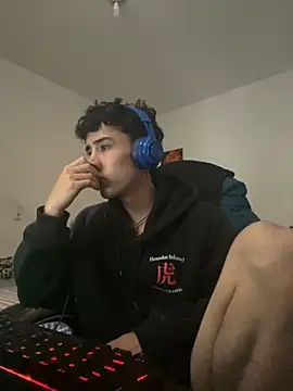 Snapshot of gojo_satoru_18 chatting on October 13, 5:02 pm gojo satoru 18 online show from October 13, 5:02 pm