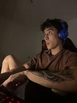 Snapshot of gojo_satoru_18 chatting on December 16, 6:29 am gojo satoru 18 online show from December 16, 6:29 am