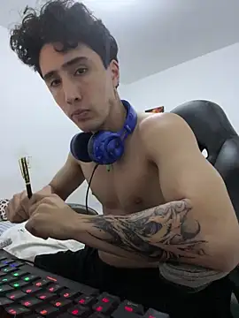 Snapshot of gojo_satoru_18 chatting on December 23, 4:21 am gojo satoru 18 online show from December 23, 4:21 am