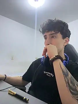 Snapshot of gojo_satoru_18 chatting on March 14, 10:59 pm gojo satoru 18 online show from March 14, 10:59 pm