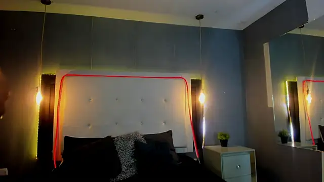 Snapshot of Clarigil chatting on January 16, 9:52 pm Clarigil online show from January 16, 9:52 pm