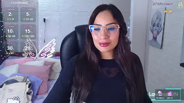 Paulina 627 online show from April 15, 2:46 pm