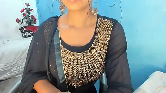 aarjulove online show from March 6, 3:08 pm