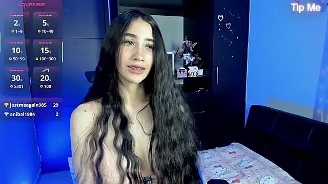 Emilytafur online show from July 18, 12:48 am
