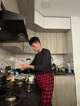 Logan smith1 online show from April 19, 2:22 am