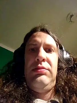 Josephine LIVE online show from April 3, 10:30 pm