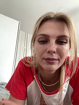 Snapshot of Liya_my chatting on July 1, 12:29 pm Liya my online show from July 1, 12:29 pm