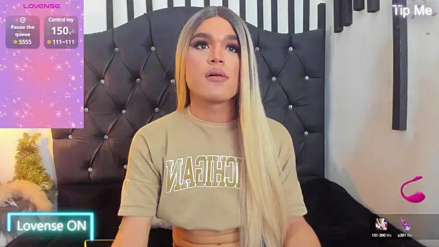 AllisonsweetZ online show from January 15, 8:05 pm