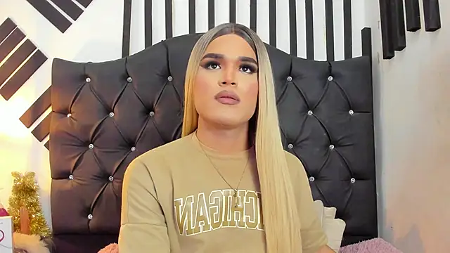 AllisonsweetZ online show from January 29, 8:04 pm