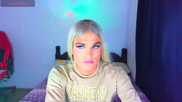 AllisonsweetZ online show from May 26, 4:08 am