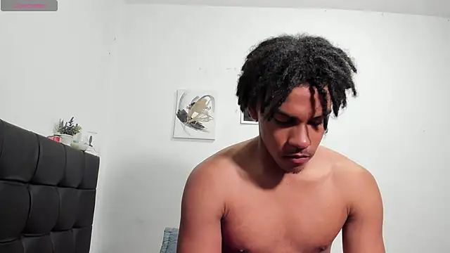 RoddyRich11 online show from September 28, 12:38 am