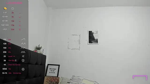 RoddyRich11 online show from February 4, 12:00 pm