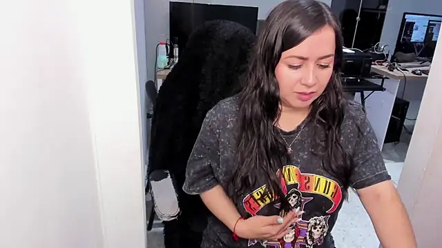 Kimkalifa  online show from April 10, 12:32 pm