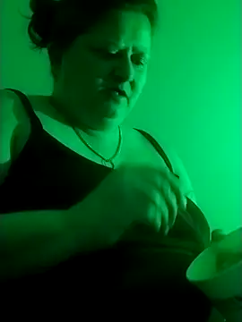 staceysmomfow online show from January 23, 3:16 am