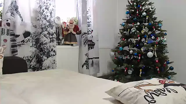 SweetMaddy888 online show from December 29, 7:06 am