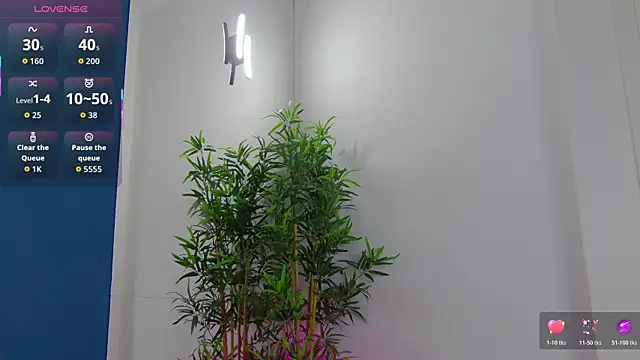 CelineMeyerr online show from May 29, 4:43 am