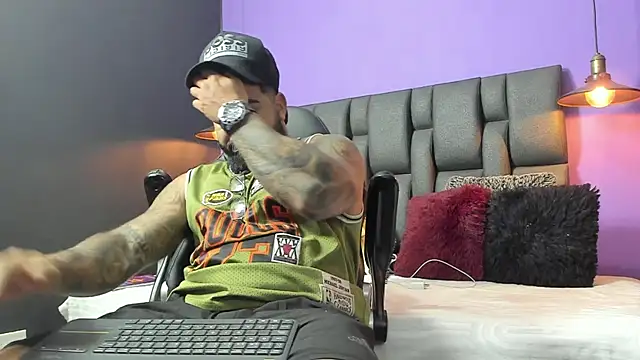 Lyon vach online show from September 17, 8:32 pm