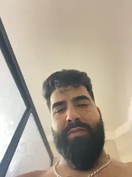 Lyon vach online show from December 18, 9:32 pm