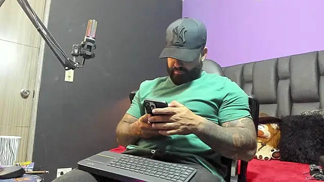 Lyon vach online show from March 31, 12:34 am