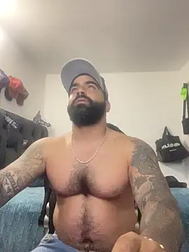 Snapshot of Lyon_vach chatting on July 12, 6:43 pm Lyon vach online show from July 12, 6:43 pm