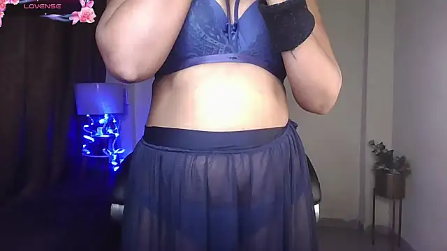 Black-Pearll online show from January 18, 6:50 am