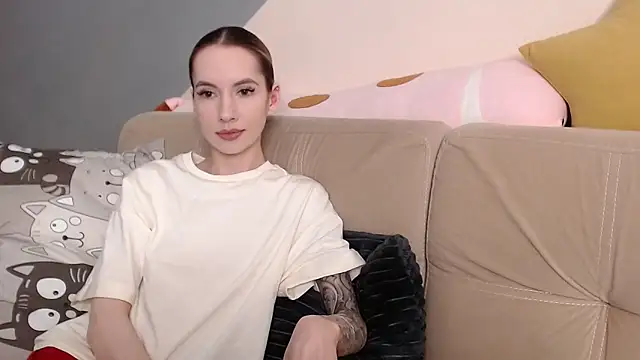 AmbrielHailey online show from February 1, 9:13 pm