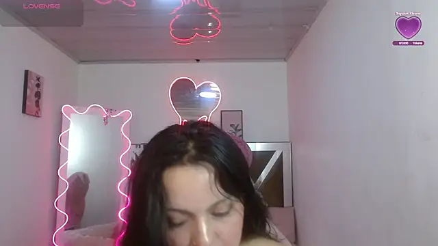Snapshot of Anastaciia_tay chatting on February 7, 3:01 am Anastaciia tay online show from February 7, 3:01 am