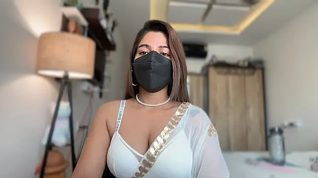 Hotty-Sana online show from April 1, 5:30 am