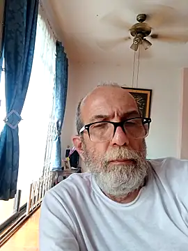 peterjohnsuarmanero online show from April 26, 3:32 pm